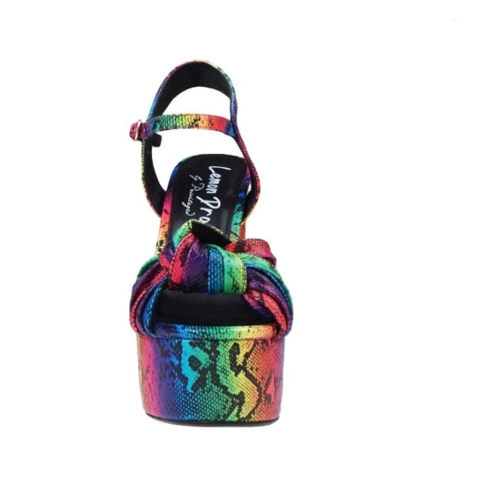 Set - Picture 4 of 6